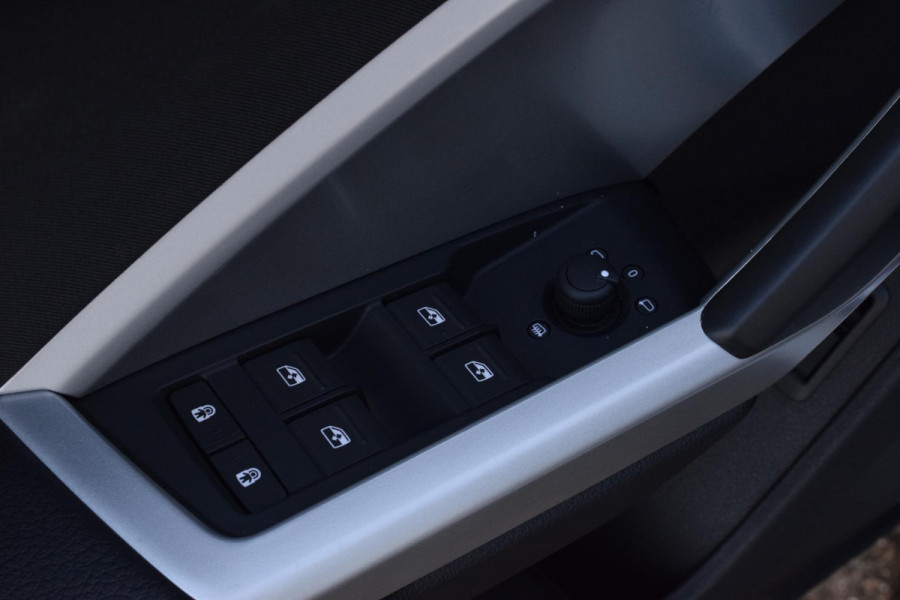 Audi Q3 35 TFSI Advanced edition|Lage km stand!