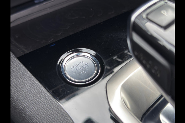 Peugeot 5008 1.2 PureTech GT-Line / Leder / NAP / ACTIE!