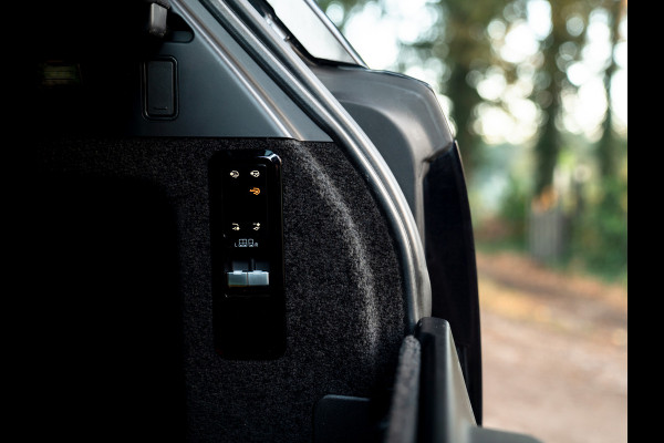 Land Rover Range Rover 3.0 P440e SE PHEV | Pano-dak | 360 cam | Meridian