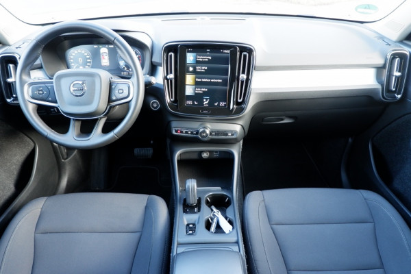 Volvo XC40 1.5 T2 Business Pro / INCL. 12 mnd BOVAG / Semi elektrische trek