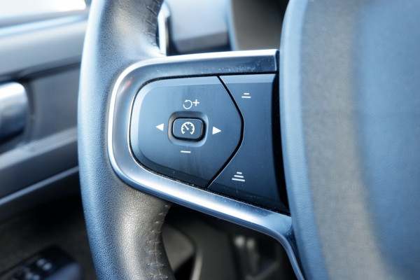 Volvo XC40 1.5 T2 Business Pro / INCL. 12 mnd BOVAG / Semi elektrische trek