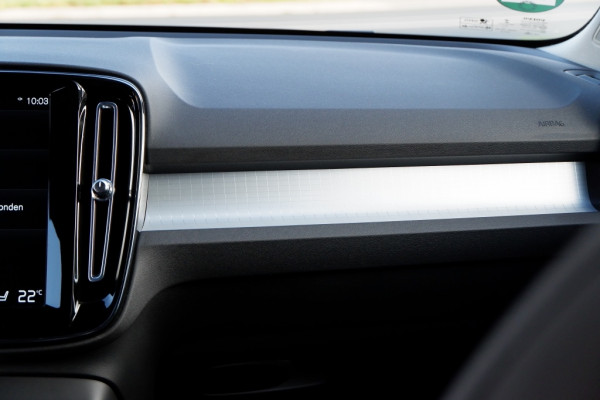 Volvo XC40 1.5 T2 Business Pro / INCL. 12 mnd BOVAG / Semi elektrische trek