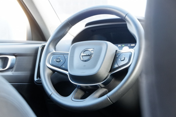 Volvo XC40 1.5 T2 Business Pro / INCL. 12 mnd BOVAG / Semi elektrische trek