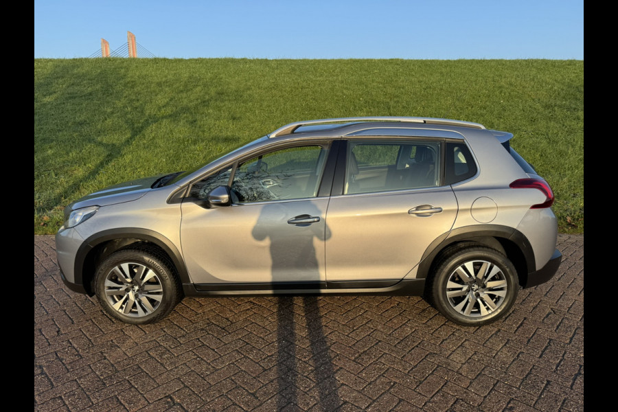 Peugeot 2008 1.2 PureTech Allure Navi | Apple Carplay | Camera | 16'' LMV