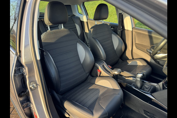 Peugeot 2008 1.2 PureTech Allure Navi | Apple Carplay | Camera | 16'' LMV