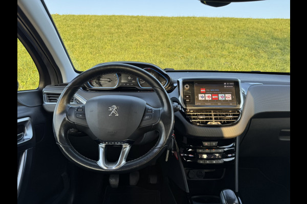 Peugeot 2008 1.2 PureTech Allure Navi | Apple Carplay | Camera | 16'' LMV