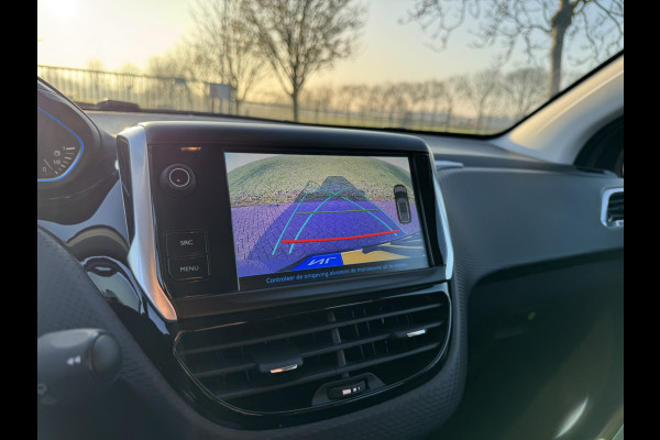 Peugeot 2008 1.2 PureTech Allure Navi | Apple Carplay | Camera | 16'' LMV