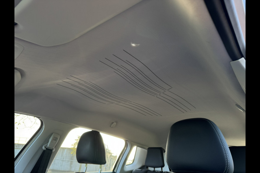 Peugeot 2008 1.2 PureTech Allure Navi | Apple Carplay | Camera | 16'' LMV