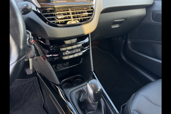 Peugeot 2008 1.2 PureTech Allure Navi | Apple Carplay | Camera | 16'' LMV