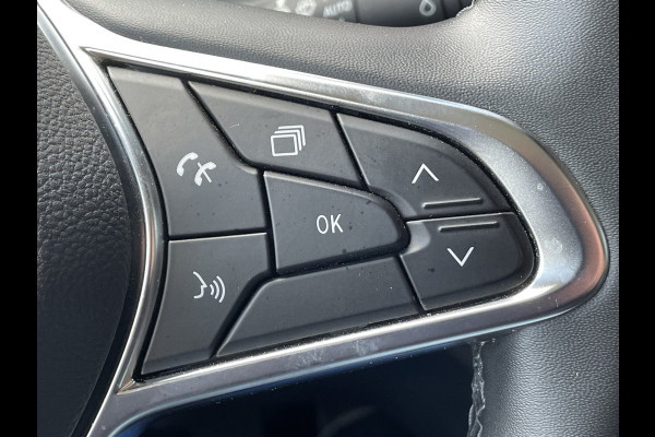 Renault Trafic Life 150pk L2 9-Persoons(Trekhaak - Camera - Keyless Entry - Navigatie - Airco - Apple Carplay)