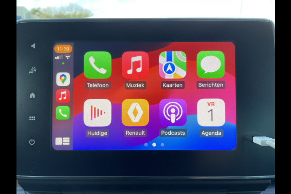 Renault Trafic Life 150pk L2 9-Persoons(Trekhaak - Camera - Keyless Entry - Navigatie - Airco - Apple Carplay)