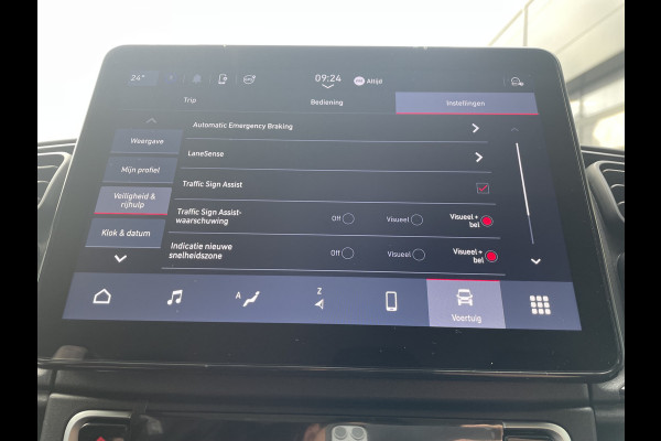 Opel Movano 140pk L2H2 3.5t (Camera - Automatische Airco - Navigatie - Apple Carplay - Digitaal dashboard - DAB)