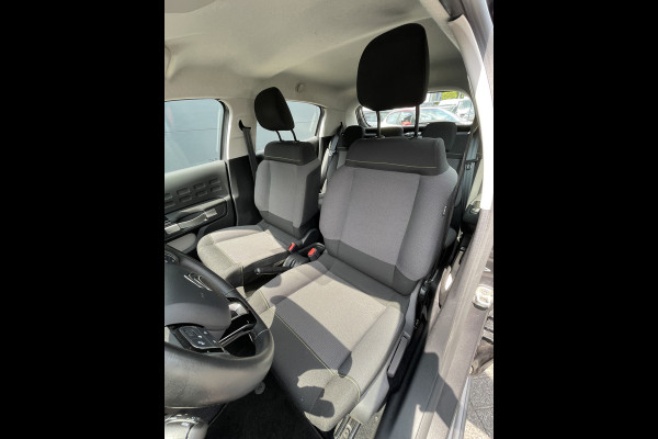 Citroën C3 82pk Shine (Camera - Navigatie - Automatische Airco - Apple Carplay - LED - Lichtmetalen velgen)