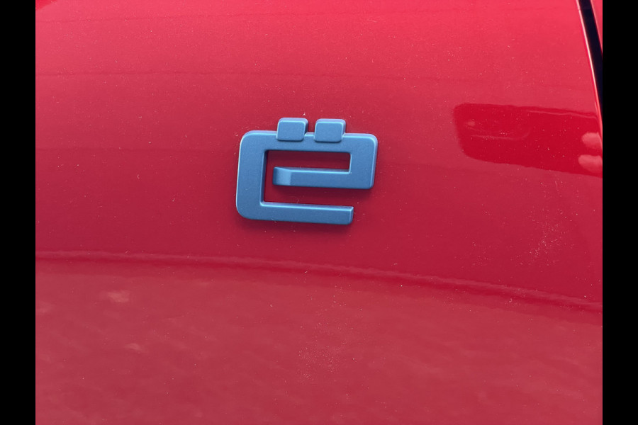 Citroën Ë-C3 Aircross Max 44 kWh (Camera - Navigatie - Automatische Airco - Apple Carplay - Parkeersensoren V+A - Two Tone)