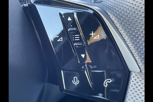 Peugeot 3008 136pk Hybrid GT First Edition (Camera - Elektrische klep - Keyless Entry Stoel-/-stuurwielverwarming - Parkeersensoren V+A - Ada