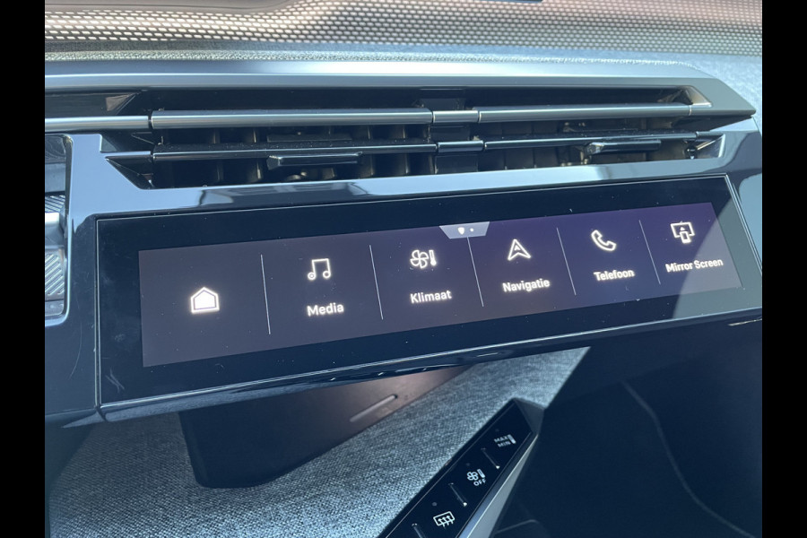 Peugeot 3008 136pk Hybrid GT First Edition (Camera - Elektrische klep - Keyless Entry Stoel-/-stuurwielverwarming - Parkeersensoren V+A - Ada