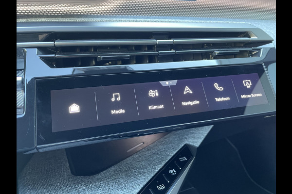 Peugeot 3008 136pk Hybrid GT First Edition (Camera - Elektrische klep - Keyless Entry Stoel-/-stuurwielverwarming - Parkeersensoren V+A - Ada