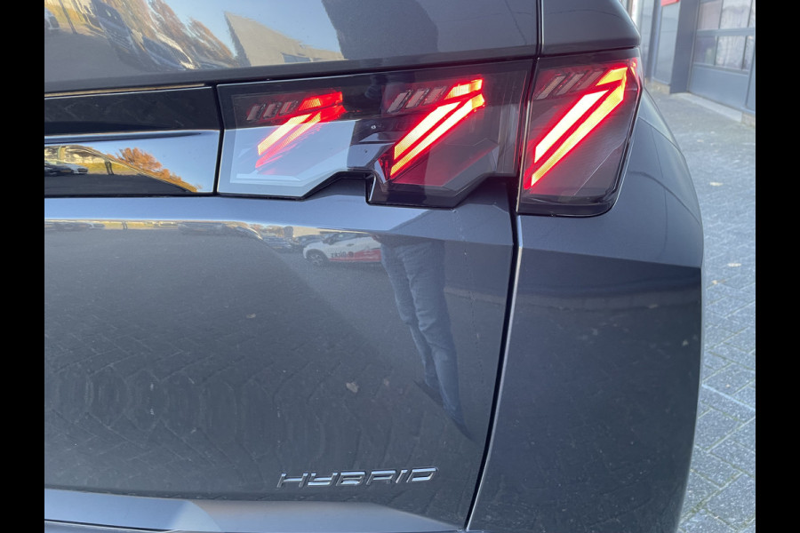 Peugeot 3008 136pk Hybrid GT First Edition (Camera - Elektrische klep - Keyless Entry Stoel-/-stuurwielverwarming - Parkeersensoren V+A - Ada