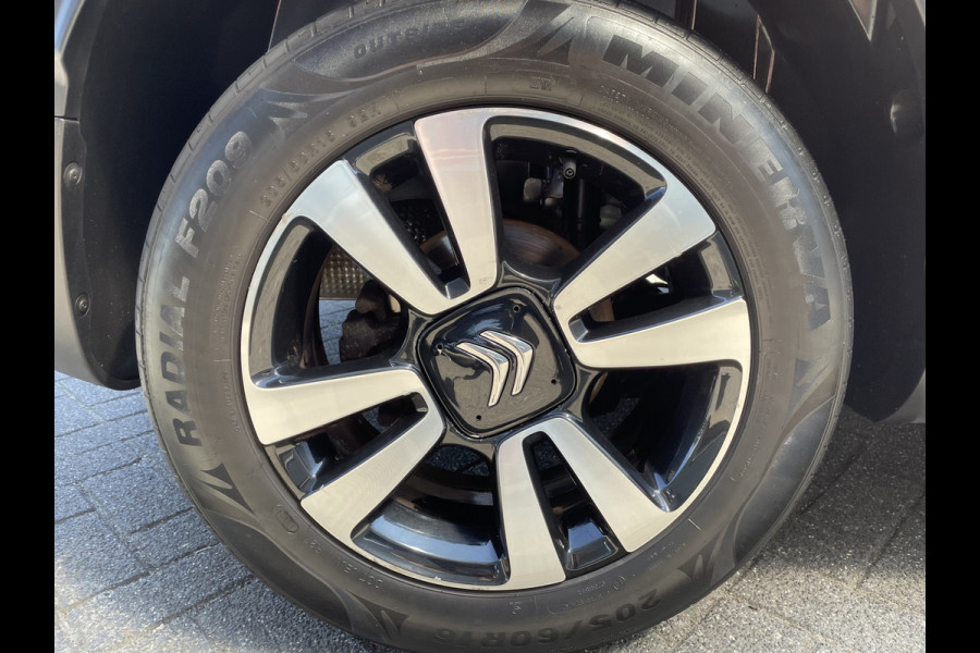 Citroën C3 Aircross 110pk Shine (Camera - Parkeersensoren V+A - Navigatie - Dodehoek detectie - Apple Carplay - Automatische Airco)