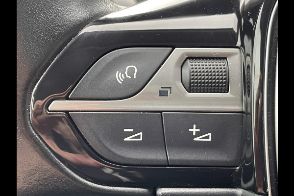 Peugeot 5008 130pk Road Trip (Elektrisch Schuifdak - Elektrische klep - Keyless Entry - Camera - Apple Carplay - Navigatie - Automatische Air