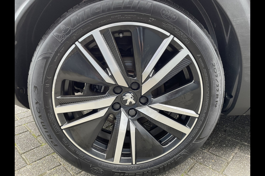 Peugeot 3008 225pk HYbrid GT Pack (Elektrisch schuifdak - Leder incl verwarming/massage/ geheugen - Focal Electra - NightVision - 360gr Camer