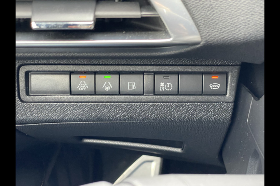 Peugeot 3008 225pk HYbrid GT Pack (Elektrisch schuifdak - Leder incl verwarming/massage/ geheugen - Focal Electra - NightVision - 360gr Camer