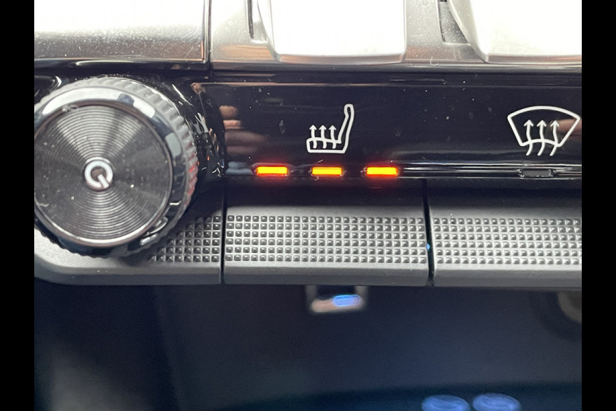 Peugeot 3008 225pk HYbrid GT Pack (Elektrisch schuifdak - Leder incl verwarming/massage/ geheugen - Focal Electra - NightVision - 360gr Camer