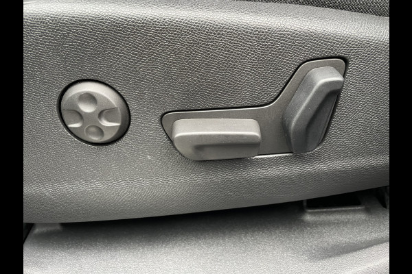 Peugeot 3008 225pk HYbrid GT Pack (Elektrisch schuifdak - Leder incl verwarming/massage/ geheugen - Focal Electra - NightVision - 360gr Camer