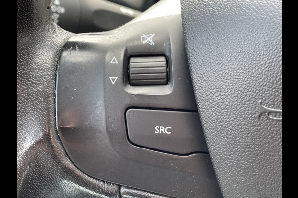 Peugeot 2008 82pk Blue Lion (Navigatie - Airco - Apple Carplay - Cruise Controle)