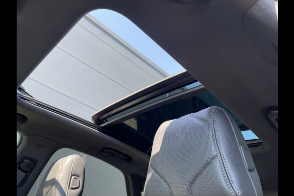 DS Ds 7 Crossback 300pk 4x4 Rivoli (Elektrisch Schuifdak - Leder incl verwarming/koeling/massage/geheugen - Trekhaak - Focal Electra - Elektrische