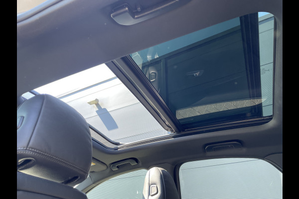 DS Ds 7 Crossback 300pk 4x4 Rivoli (Elektrisch Schuifdak - Leder incl verwarming/koeling/massage/geheugen - Trekhaak - Focal Electra - Elektrische