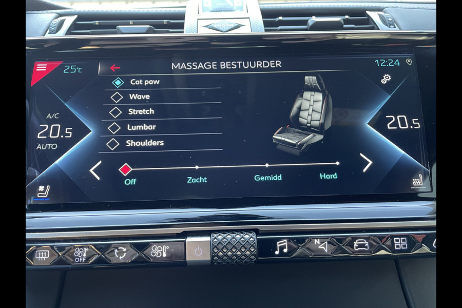 DS Ds 7 Crossback 300pk 4x4 Rivoli (Elektrisch Schuifdak - Leder incl verwarming/koeling/massage/geheugen - Trekhaak - Focal Electra - Elektrische