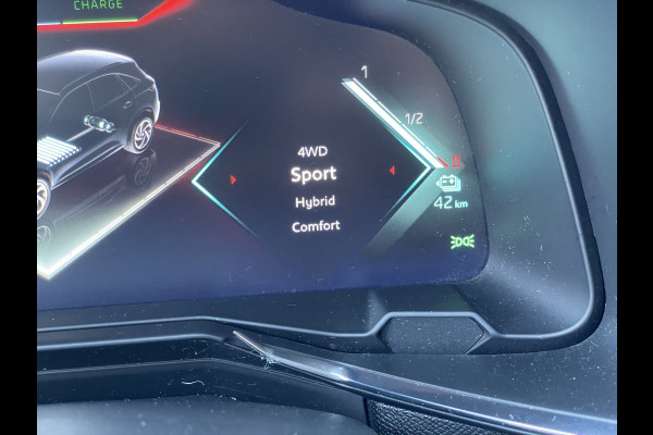 DS Ds 7 Crossback 300pk 4x4 Rivoli (Elektrisch Schuifdak - Leder incl verwarming/koeling/massage/geheugen - Trekhaak - Focal Electra - Elektrische