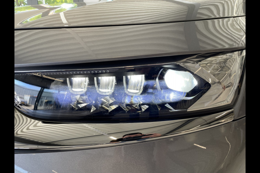 DS Ds 7 Crossback 300pk 4x4 Rivoli (Elektrisch Schuifdak - Leder incl verwarming/koeling/massage/geheugen - Trekhaak - Focal Electra - Elektrische