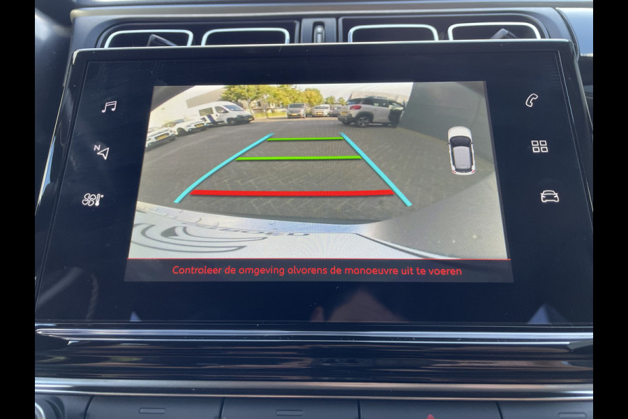 Citroën C3 110pk Max (Camera - Keyless Entry - LED - Automatische Airco - Apple Carplay - Navigatie - Parkeersensoren)
