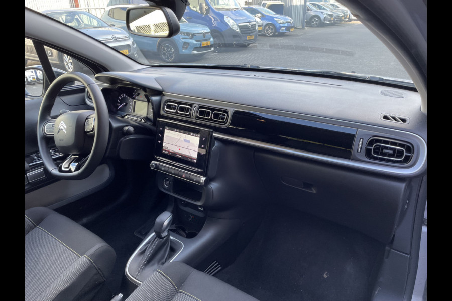 Citroën C3 110pk Max (Camera - Keyless Entry - LED - Automatische Airco - Apple Carplay - Navigatie - Parkeersensoren)