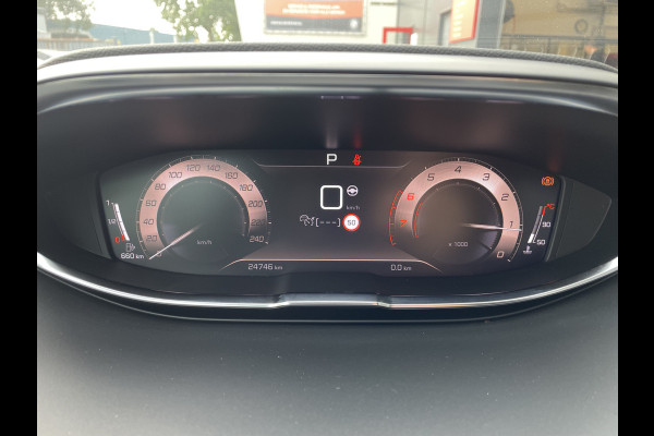 Peugeot 5008 130pk GT 7-zits (Camera - Keyless Entry - Adaptieve Cruise Controle - 18"incl 4S - LED - Parkeersensoren V+A)