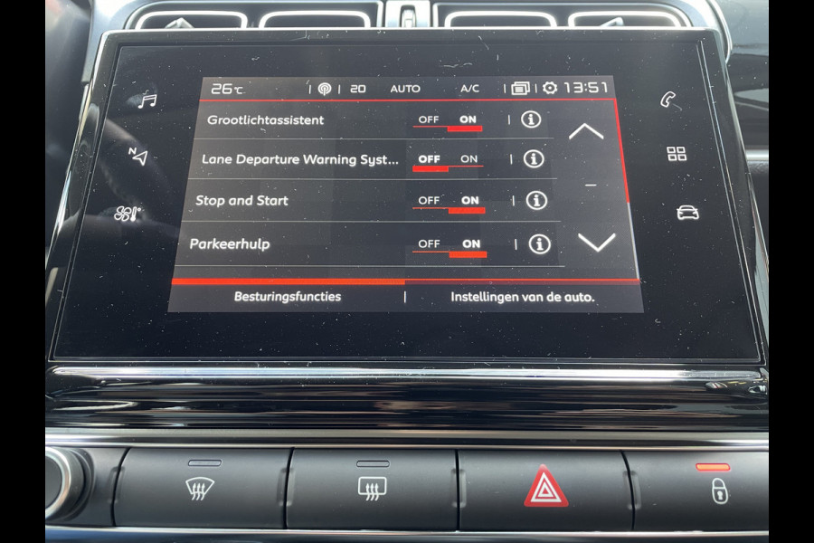 Citroën C3 110pk Max (Camera - Keyless Entry - LED - Apple Carplay - Navigatie - Automatische Airco - Parkeersensoren)