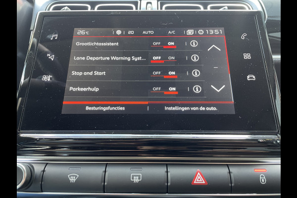 Citroën C3 110pk Max (Camera - Keyless Entry - LED - Apple Carplay - Navigatie - Automatische Airco - Parkeersensoren)