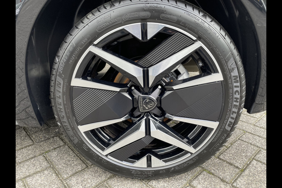 Peugeot 208 100pk GT (Camera - Keyless Entry - Parkeersensoren V+A - LED - i-cockpit - Automatische Airco - Navigatie - Apple Carplay)