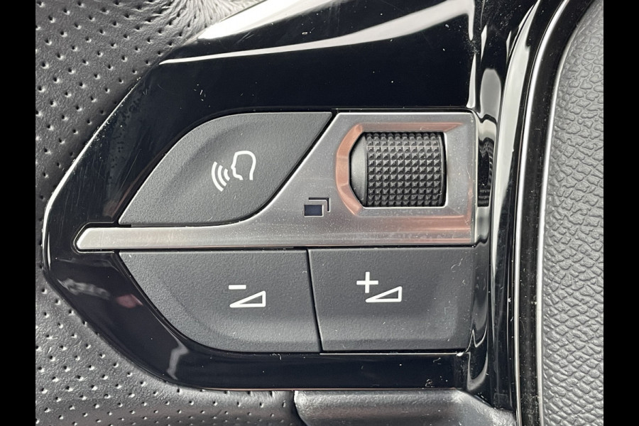 Peugeot 208 100pk GT (Camera - Keyless Entry - Parkeersensoren V+A - LED - i-cockpit - Automatische Airco - Navigatie - Apple Carplay)