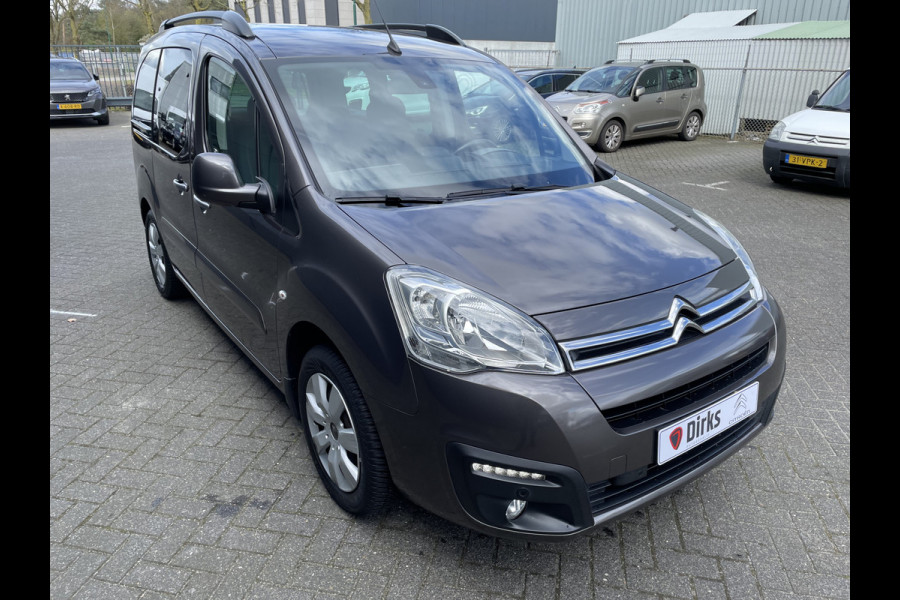 Citroën Berlingo 110pk Feel (Trekhaak - Camera - Navigatie - Airco - Parkeersensoren V+A - Apple Carplay)