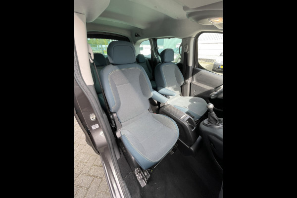 Citroën Berlingo 110pk Feel (Trekhaak - Camera - Navigatie - Airco - Parkeersensoren V+A - Apple Carplay)