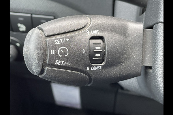 Citroën Berlingo 110pk Feel (Trekhaak - Camera - Navigatie - Airco - Parkeersensoren V+A - Apple Carplay)