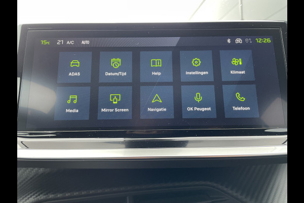 Peugeot 208 100pk GT (Camera - Keyless Entry - Parkeersensoren V+A - LED - i-cockpit - Automatische Airco - Navigatie - Apple Carplay)