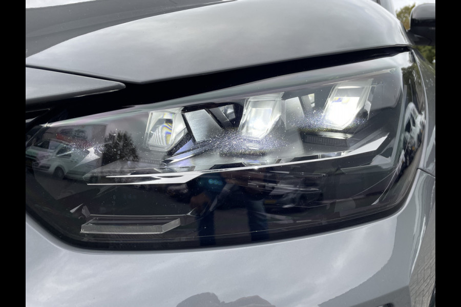 Peugeot 208 100pk GT (Camera - Keyless Entry - Parkeersensoren V+A - LED - i-cockpit - Automatische Airco - Navigatie - Apple Carplay)