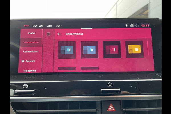 Citroën C4 X 130pk Max (Keyless Entry - Leder - Parkeersensoren V+A - Camera - LED - Head up - Navigatie - Automatische Airco - Apple Carpl