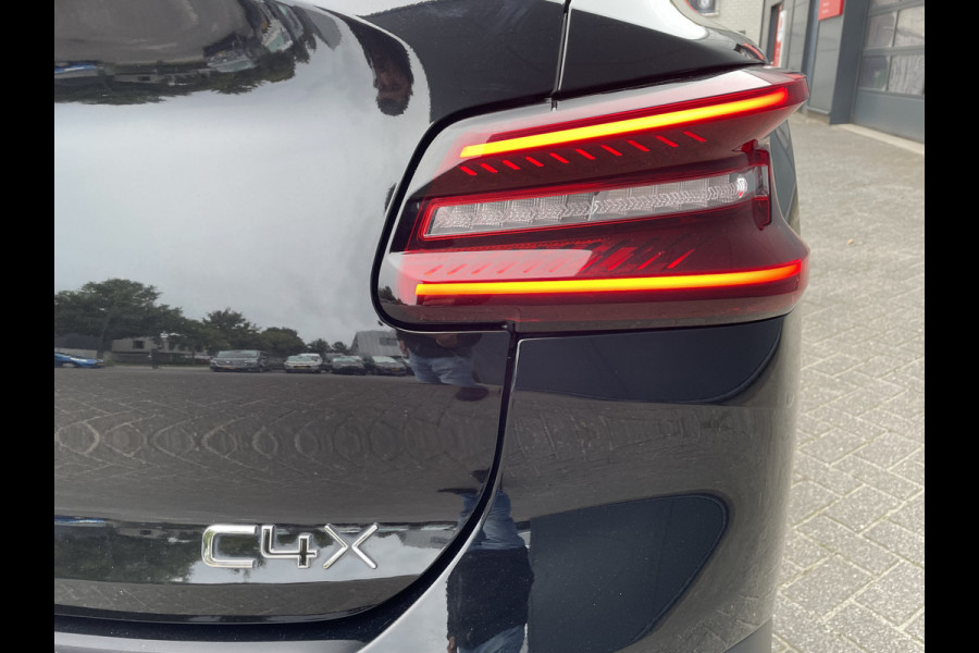 Citroën C4 X 130pk Max (Keyless Entry - Leder - Parkeersensoren V+A - Camera - LED - Head up - Navigatie - Automatische Airco - Apple Carpl