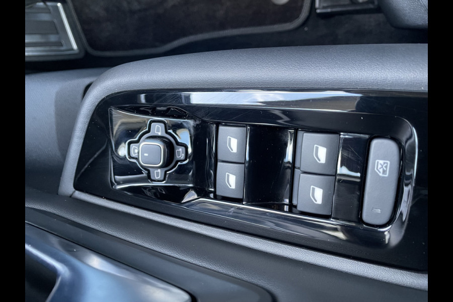 Citroën C5 X 225pk Hybrid Shine Pack (Elektrisch Schuifdak - Leder incl verwarming/geheugen - HiFi - Elektrische Klep - 360gr Camera - Adapti