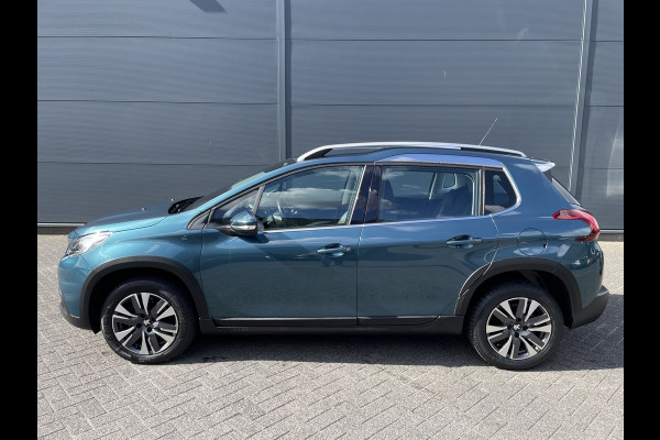 Peugeot 2008 130pk Allure (Navigatie - Automatische Airco - Apple Carplay - Parkeersensoren - Lichtmetalen velgen)